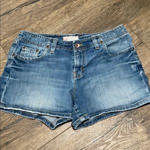 BKE jean short size 30 Wendi